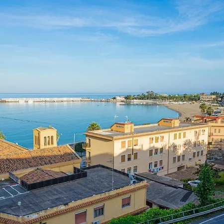 Daire Vista Mare Giardini Naxos