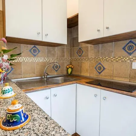 Vista Mare 지아르디니낙소스