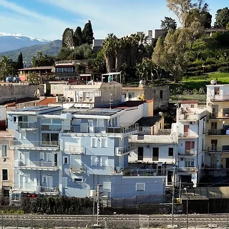 Vista Mare 아파트